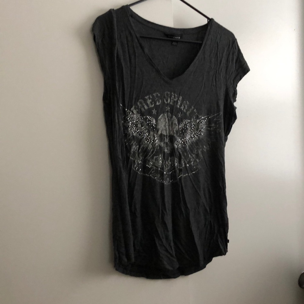 Grey T-shirt with rhinestones